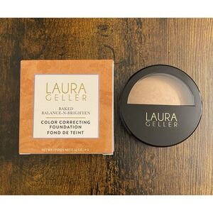 Laura Geller Baked Balance-n-Brighten Color Correcting Foundation Golden Medium